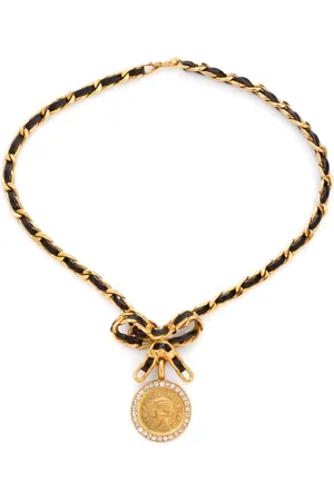 CHANEL 1995 pendant necklace