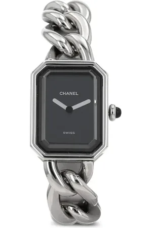CHANEL 2000s pre-owned Première M 26mm