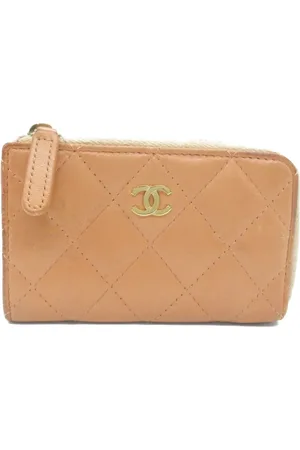 CHANEL 2018 CC diamond-quilted wallet