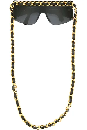 CHANEL CC chain trim sunglasses