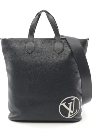 LOUIS VUITTON 2017 East Side handbag