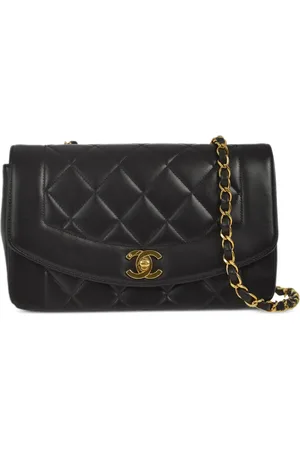 CHANEL 1997 small Diana shoulder bag