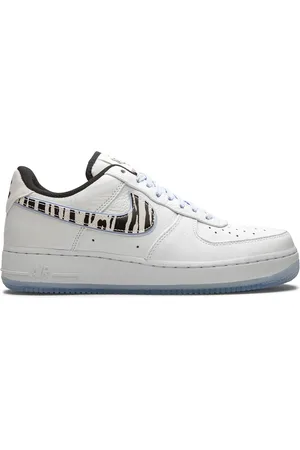 Nike Air Force 1 07 QS "South Korea" sneakers