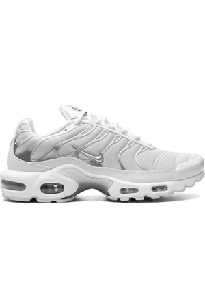 Nike Air Max Plus WMNS " / Metallic Silver"