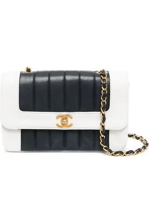 CHANEL 1992 Mademoiselle shoulder bag