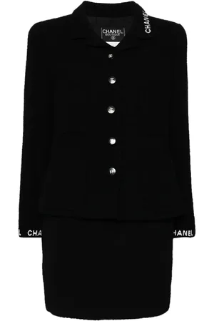 CHANEL 1995 skirt suit