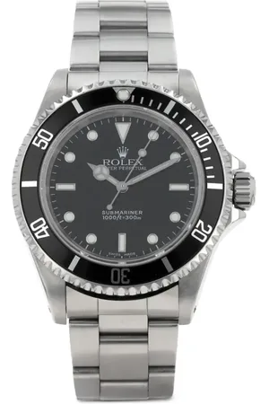 Rolex 2002 pre-owned Submariner 40mm
