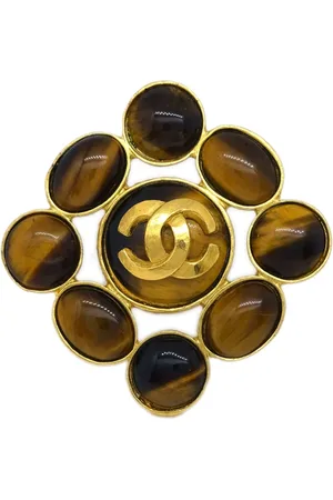 CHANEL 1995 polished stoned CC brooch