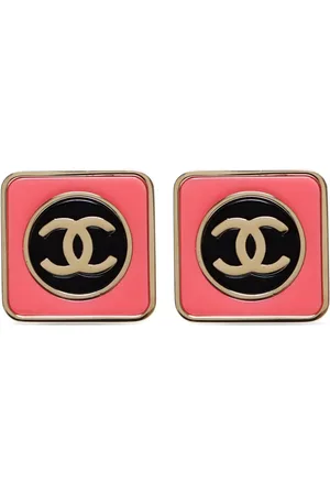 CHANEL 2023 CC square stud earrings