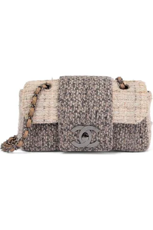 CHANEL 2004 small Tweed Classic Flap shoulder bag