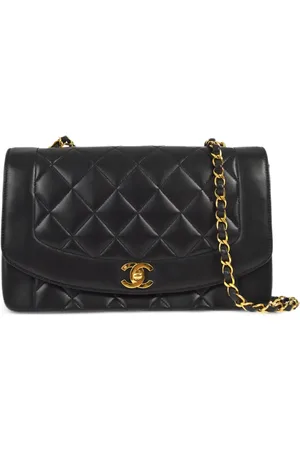 CHANEL 1992 medium Diana shoulder bag