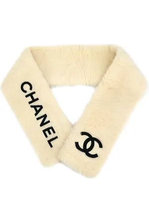 CHANEL 1990-2000s CC shawl