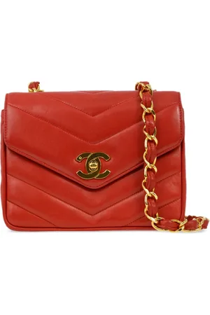 CHANEL 1995 Chevron shoulder bag