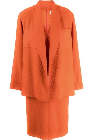 CHANEL 1990-2000s bouclé dress suit