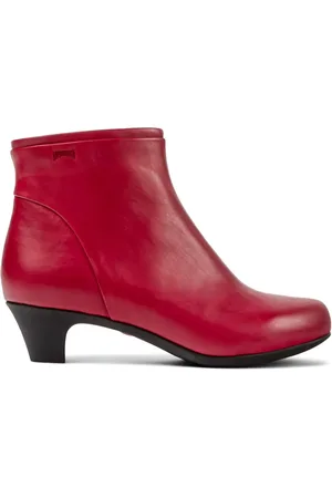 Camper Round-toe leather boots