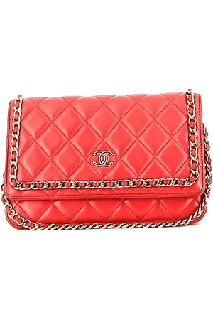 CHANEL 2020 Wallet-on-chain shoulder bag