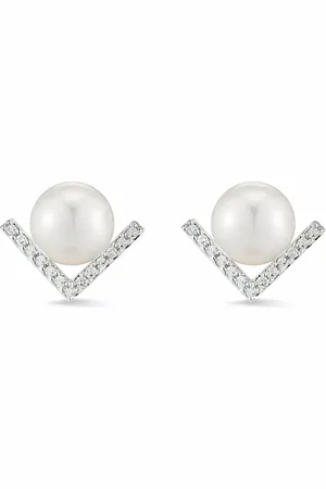Mateo 14kt white right angle pearl stud earring