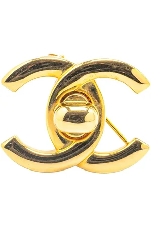 CHANEL 1996 Plated CC Turn-Lock Brooch costume brooch