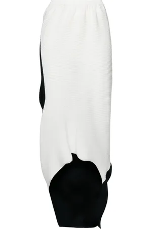 Issey Miyake Aerate asymmetric knitted skirt