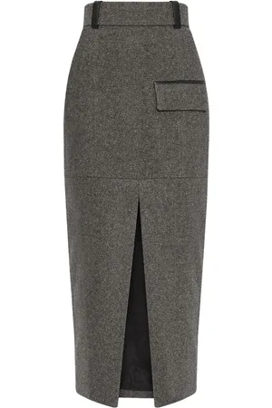 The Mannei Nepesi skirt