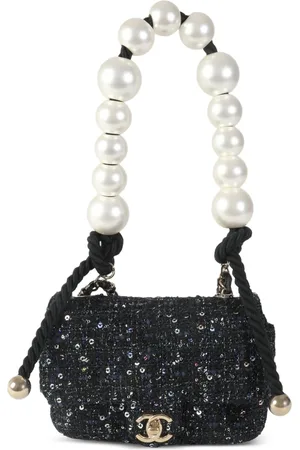 CHANEL 2019 tweed shoulder bag