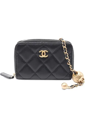 CHANEL 2021 Mini Lambskin Pearl Crush Card Holder On Chain shoulder bag