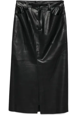 Less Long waist skirt