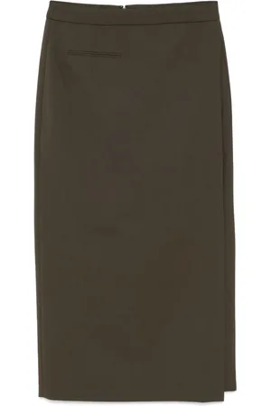 Less Long waist skirt