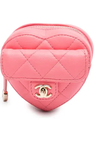CHANEL 2021 Lambskin CC In Love Heart Zipped Arm Purse coin pouch