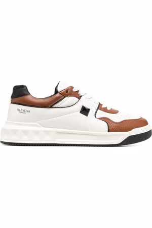 VALENTINO GARAVANI Roman Stud low-top sneakers
