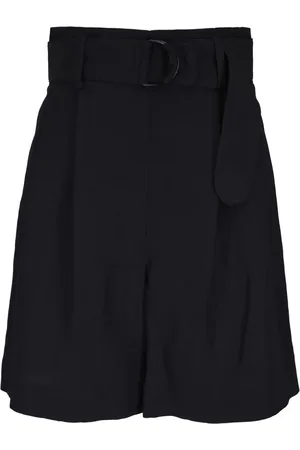 AKRIS Belted shorts