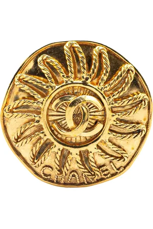 CHANEL 1994 Plated CC Sunburst Round Brooch costume brooch