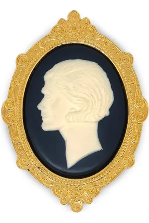 CHANEL 1990-2000s cameo brooch
