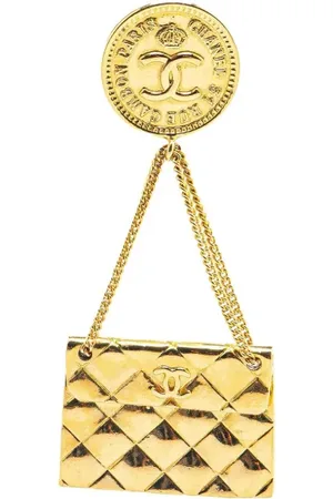 CHANEL 1980-1990 Plated CC Quilted Flap Bag Brooch costume brooch