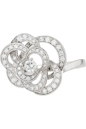 CHANEL Medium 18kt white gold Camélia Fil diamond ring