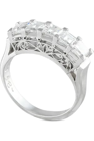 LB Exclusive Platinum diamond ring