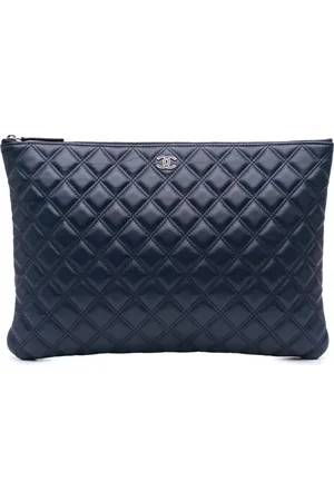 CHANEL 2014-2015 CC Quilted Lambskin Double Stitch clutch bag