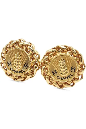 CHANEL 1980-1990 Plated CC Wheat Medallion Clip On Earrings costume earrings