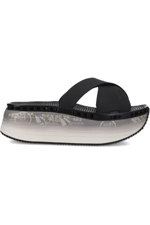 Premiata Moura slides