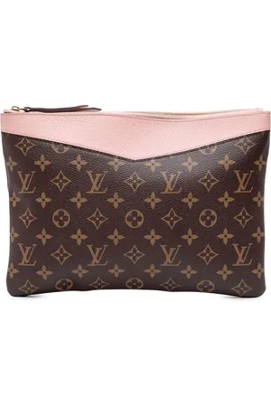 LOUIS VUITTON 2018 Monogram Daily Pouch clutch bag