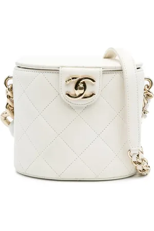 CHANEL 2019 CC Lambskin Elegant Chain Case vanity bag
