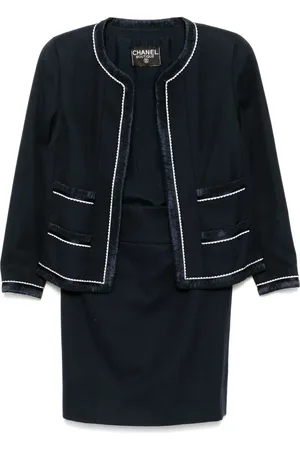 CHANEL 1994 setup skirt suit