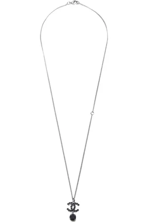 CHANEL 2018 CC pendant necklace
