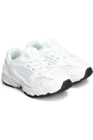 New Balance 530 trainers