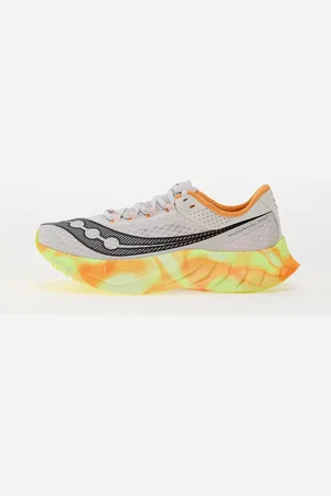 Saucony Trampki Endorphin Pro 4 / EUR 44