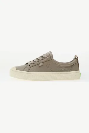 CARIUMA Trampki M Oca Low EUR 43