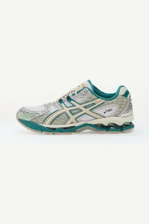 Asics Trampki Gel-Nimbus 10.1 / EUR 44