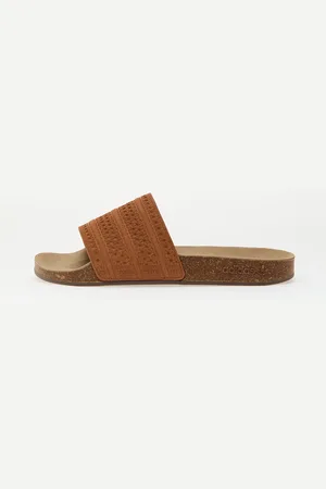 adidas Trampki adidas Adilette Rs / / Gum5 EUR 44.5
