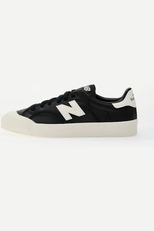 New Balance Trampki 100 / EUR 44