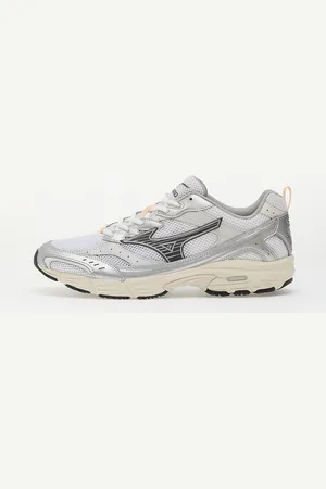 Mizuno Trampki Mxr / / Peach Purée EUR 43